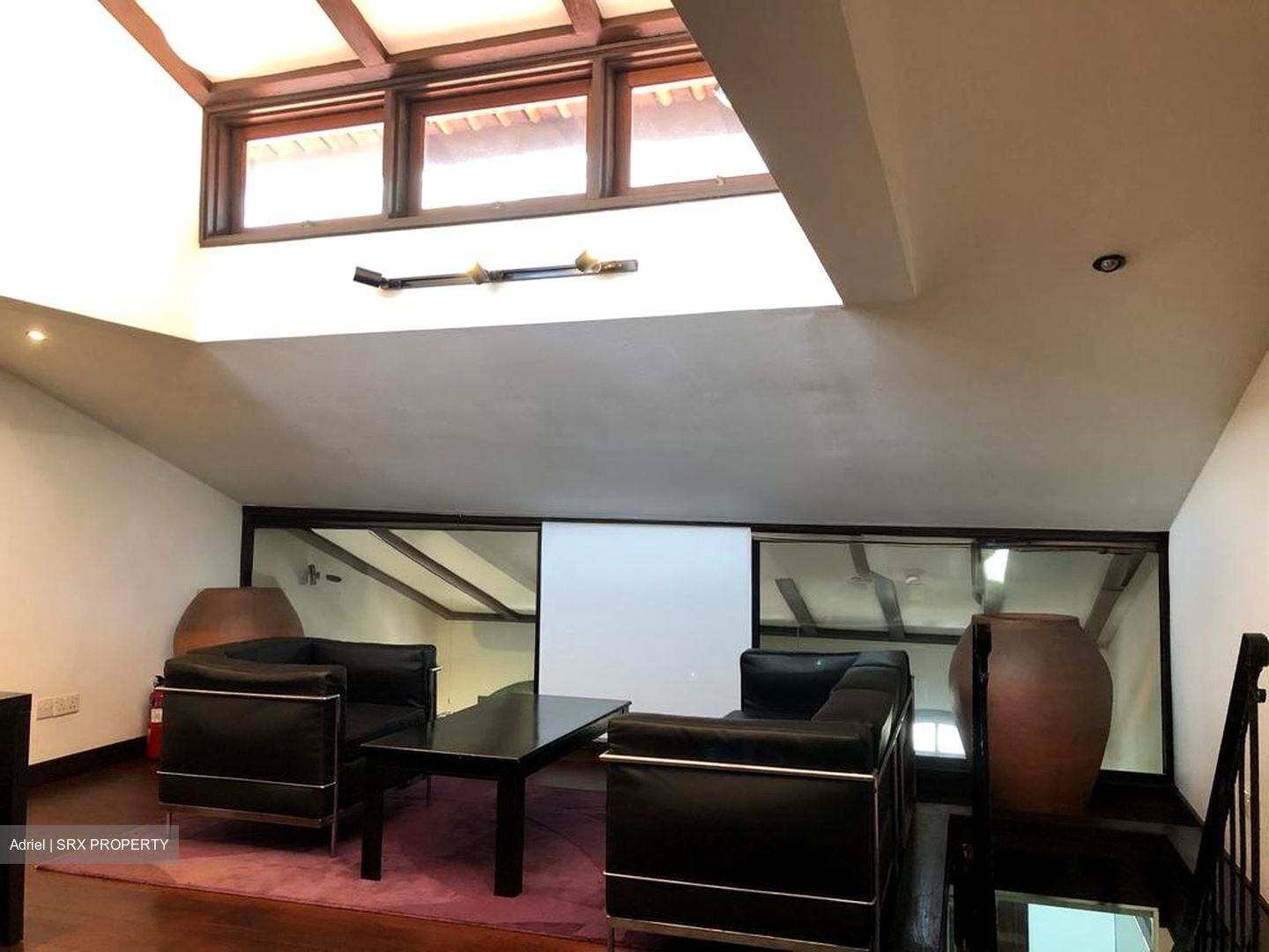 Telok Ayer Street (D1), Office #567604241